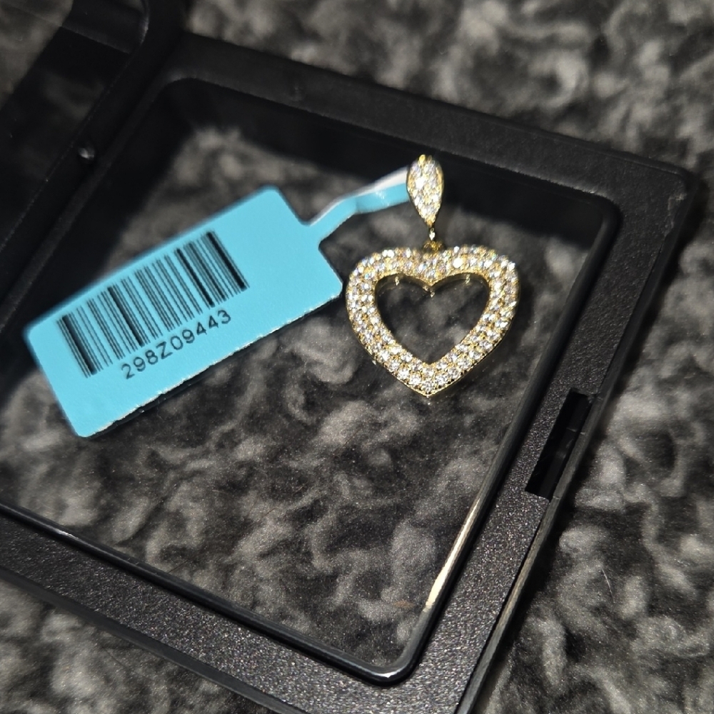 Elegant Gold Heart Moissanite Pendant ( Test Like A Diamond)